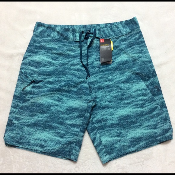 Under Armour Other - Men’s Teal Under Armour Hombres Shorts Size 34